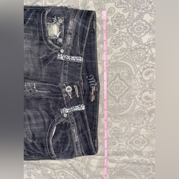 Miss Me Y2K size 26 low-rise flare leg grey jeans w/ rhinestone + camo detailing - Picture 7 of 9
